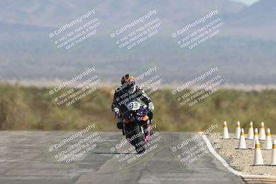 media/Oct-05-2025-CVMA (Sun) [[beeef4f201]]/Race 7-Middleweight Shootout/